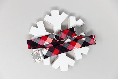 Kringle Plaid Dog Collar