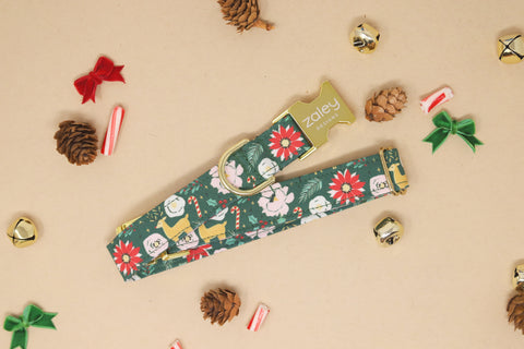 Evergreen Floral & Reindeer Dog Collar